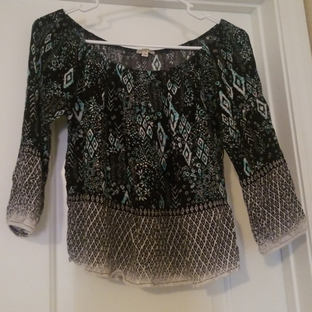 Lily White Boho small on or off Shoulder Top EUC!